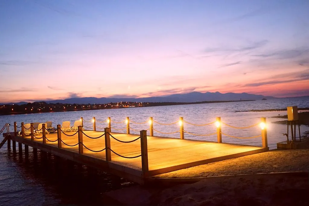 Casa De Playa Luxury Hotel And Beach Кешме